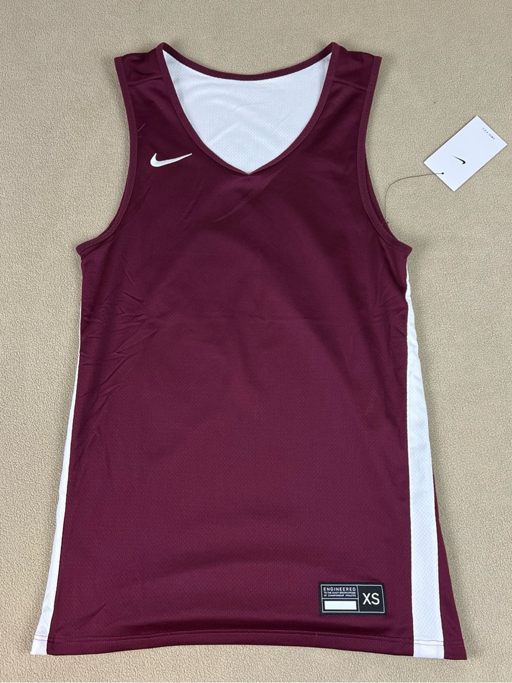 Nike Stock Engineered Reversible Basketball Maroon Jersey, Sz XS. DZ4804-670